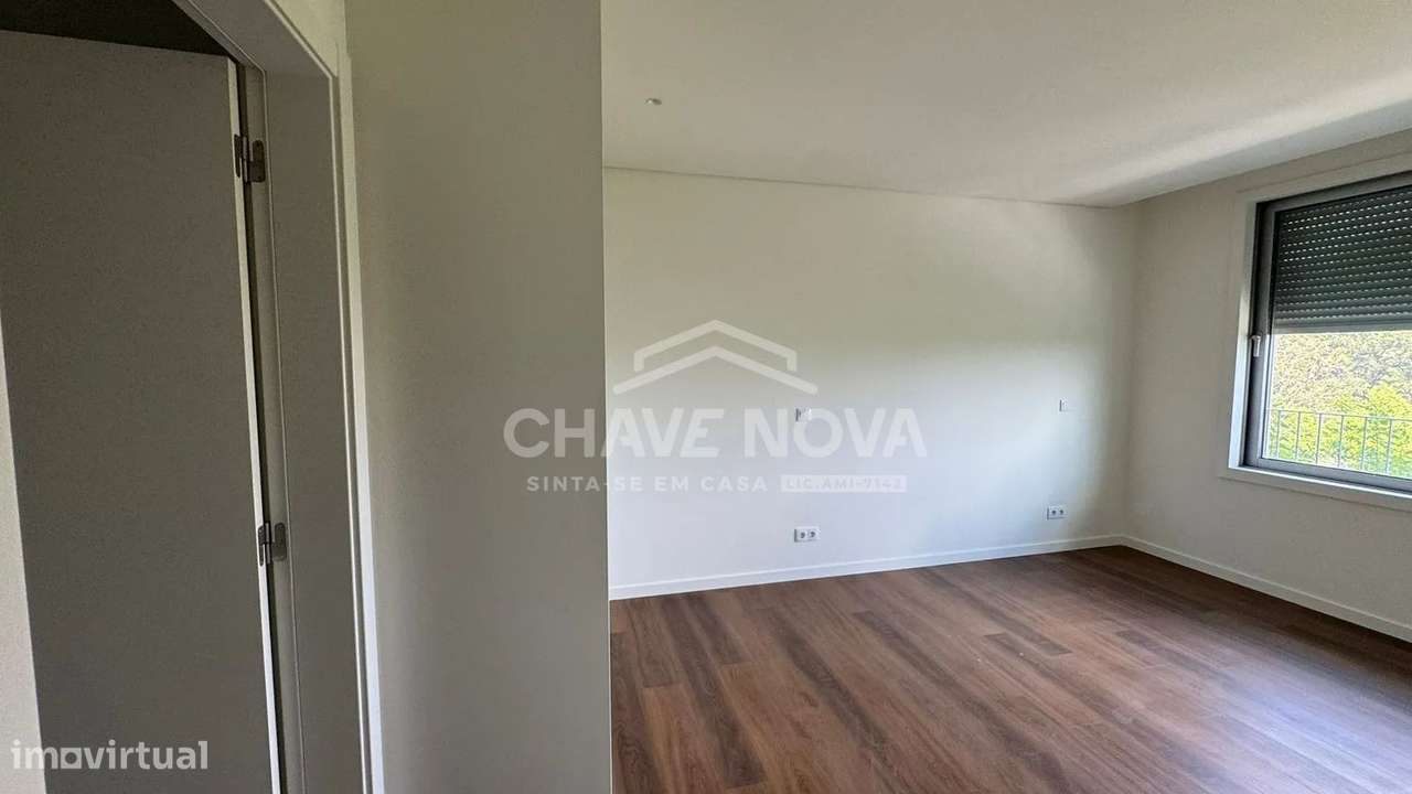 Apartamento T4 - Maia-16