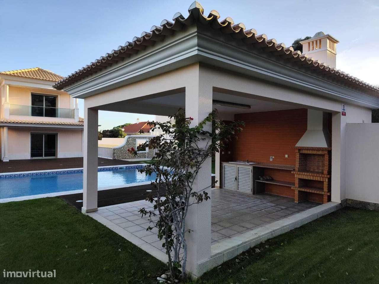 Moradia T6 com piscina, Quinta da Beloura, Sintra - Grande imagem: 5/39