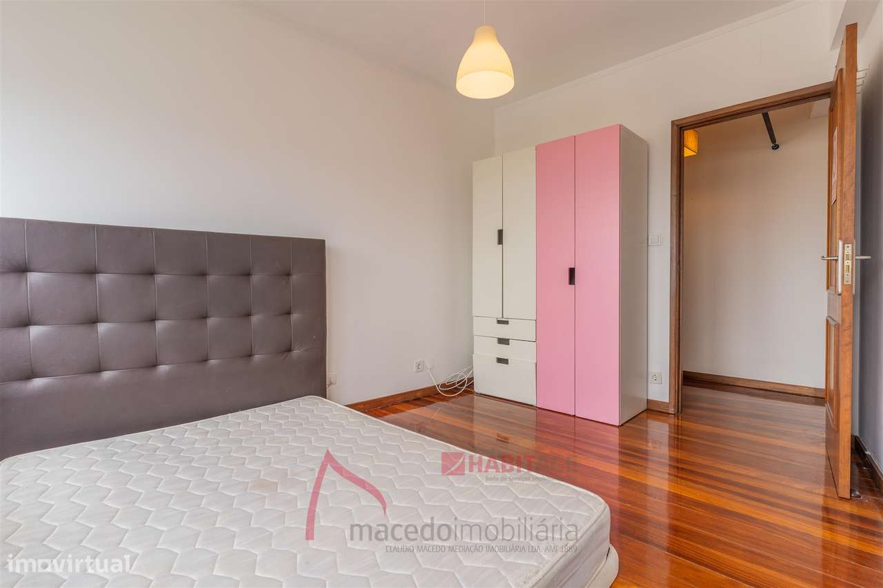 Apartamento T4 Mobilado à Venda em São Vicente, Braga-11