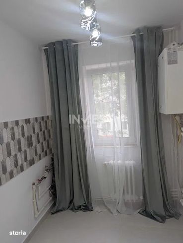 Apartament cu 3 camere de vanzare in zona Zimbru- Renovat-4