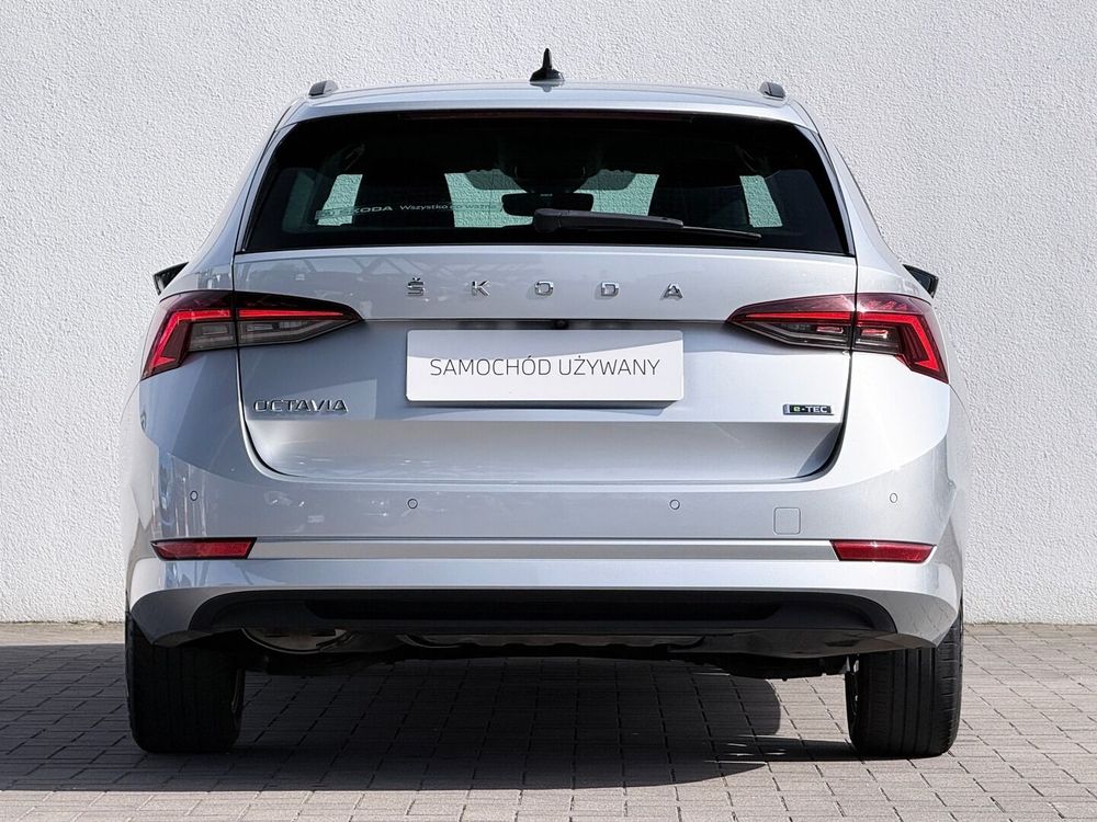 Skoda Octavia 1.5 TSI E Tec Ambition DSG 2023 — zdjęcie 3