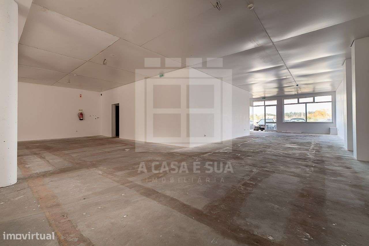 Extraordinária loja em Ovar - Grande imagem: 2/13