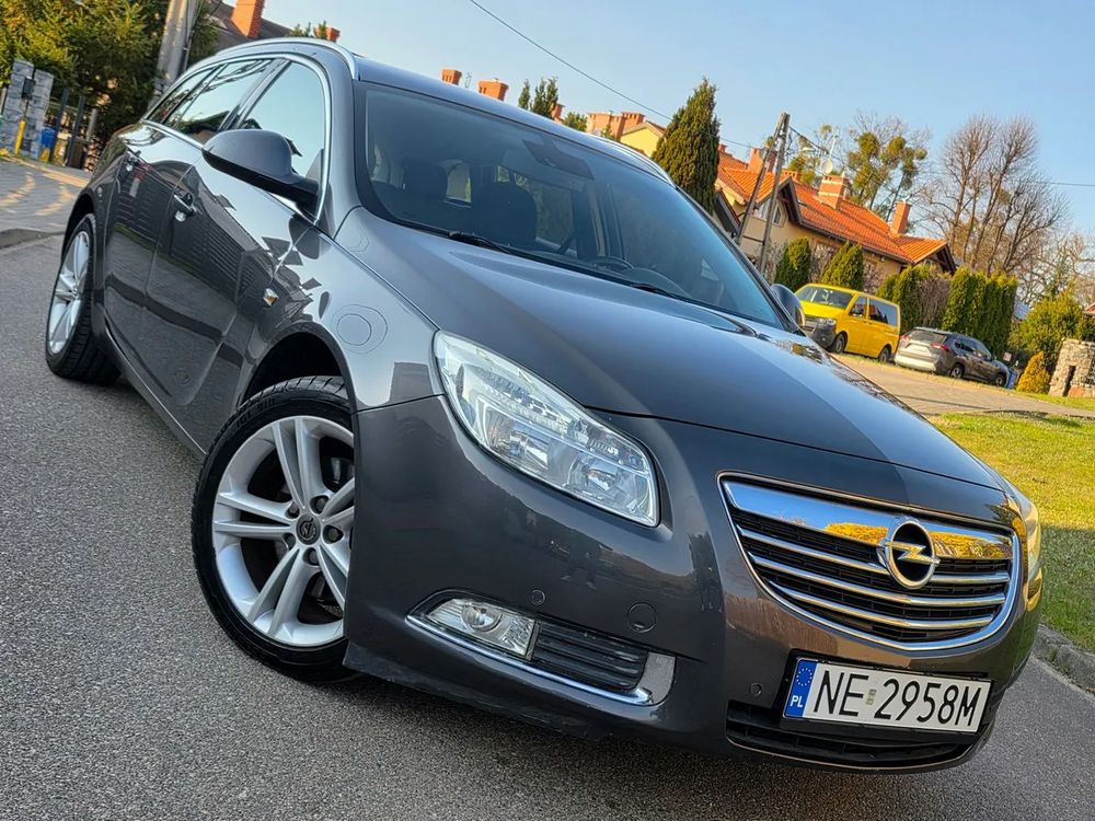 Opel Insignia A 1.6 T Cosmo 2011