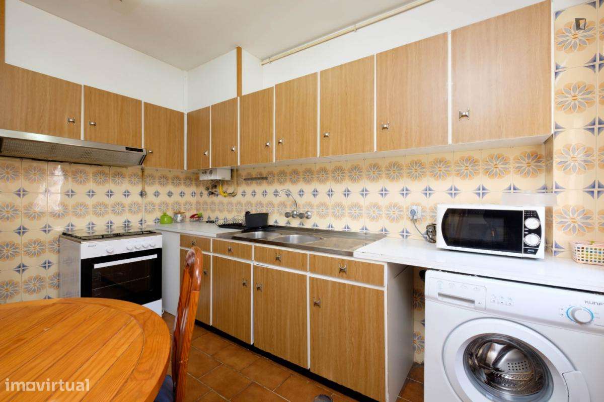 Quarto - localizado em Nogueiras Coimbra - Grande imagem: 5/19