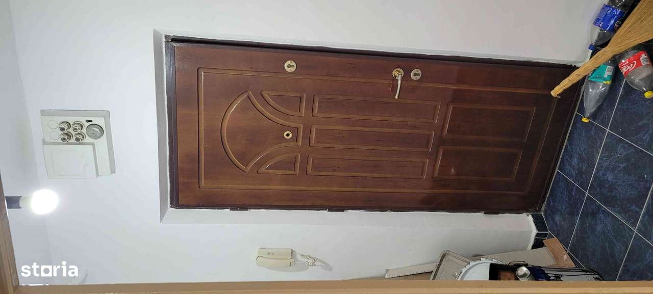 Apartament 3 camere zona URA - Imagine principală: 4/6