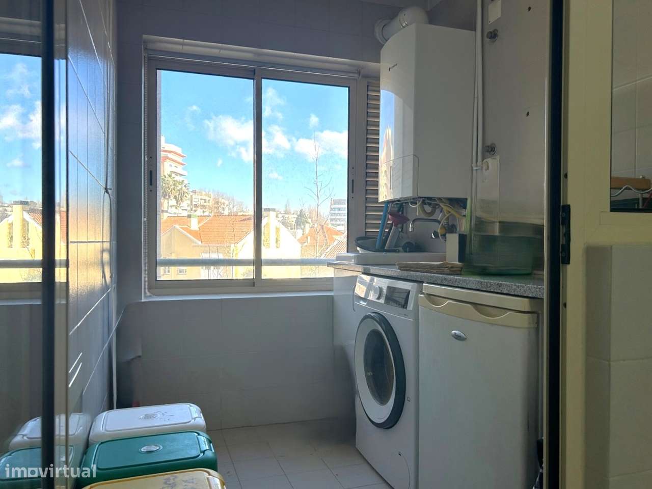 Apartamento T3 com Varanda junto à Praça do Império – Foz do Douro-10