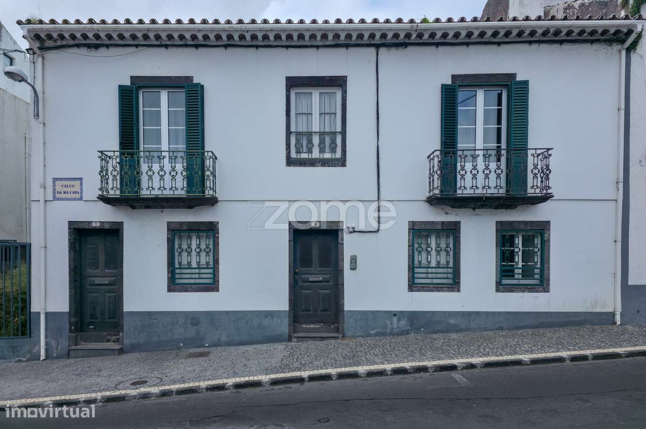 Edifício Habitacional Centenário em São Sebastião, Ponta Delgada - Grande imagem: 3/44