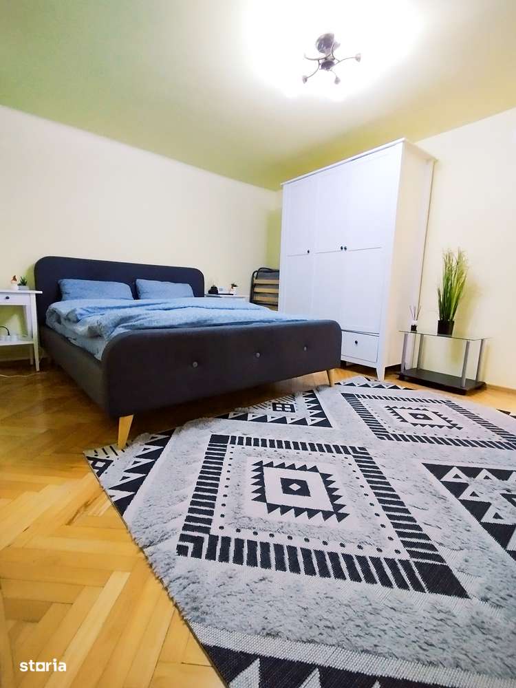 Studio ultracentral, renovat, ideal pentru locuit sau investiție! - Imagine principală: 3/9