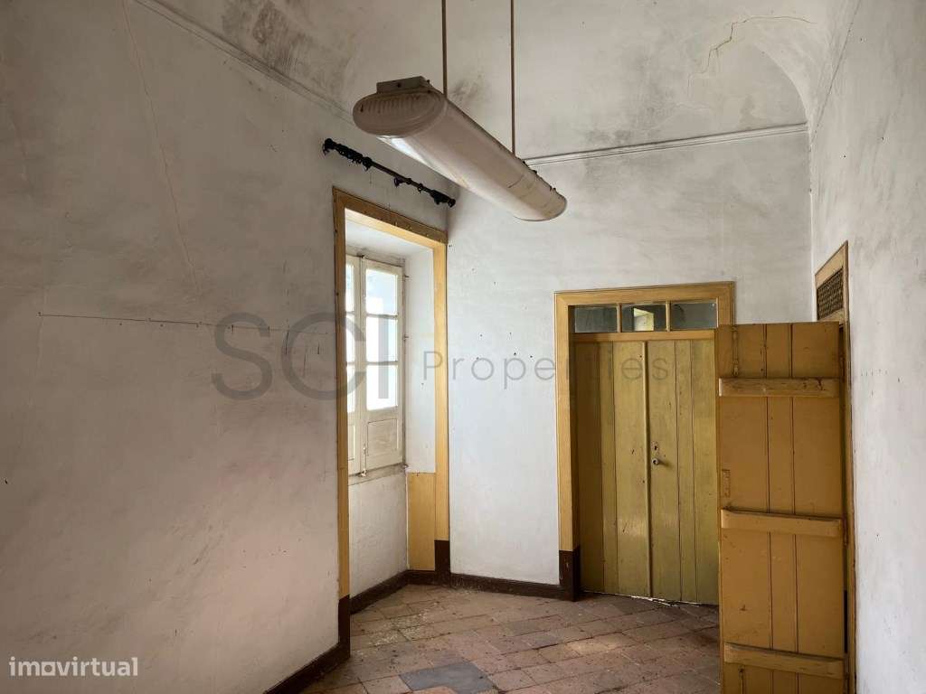 Palacete no Centro Histórico de Serpa com mais de 500 m2-6