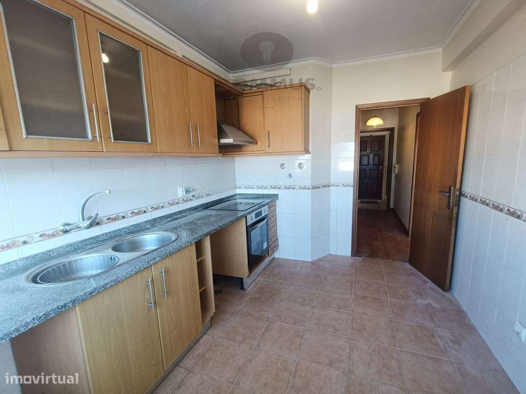 Apartamento T2 com Varanda | Queluz - Pendão - Grande imagem: 5/28