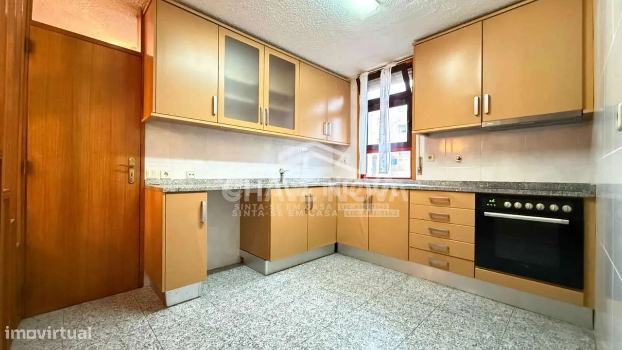 Apartamento T3 Duplex c/ Garagem Box - Monte dos Burgos, Sra da Hora - Grande imagem: 3/21
