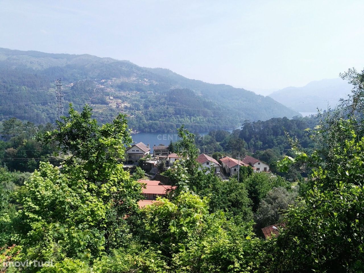 CASA RÚSTICA - RECONSTRUÇÃO - GERÊS - BARRAGEM