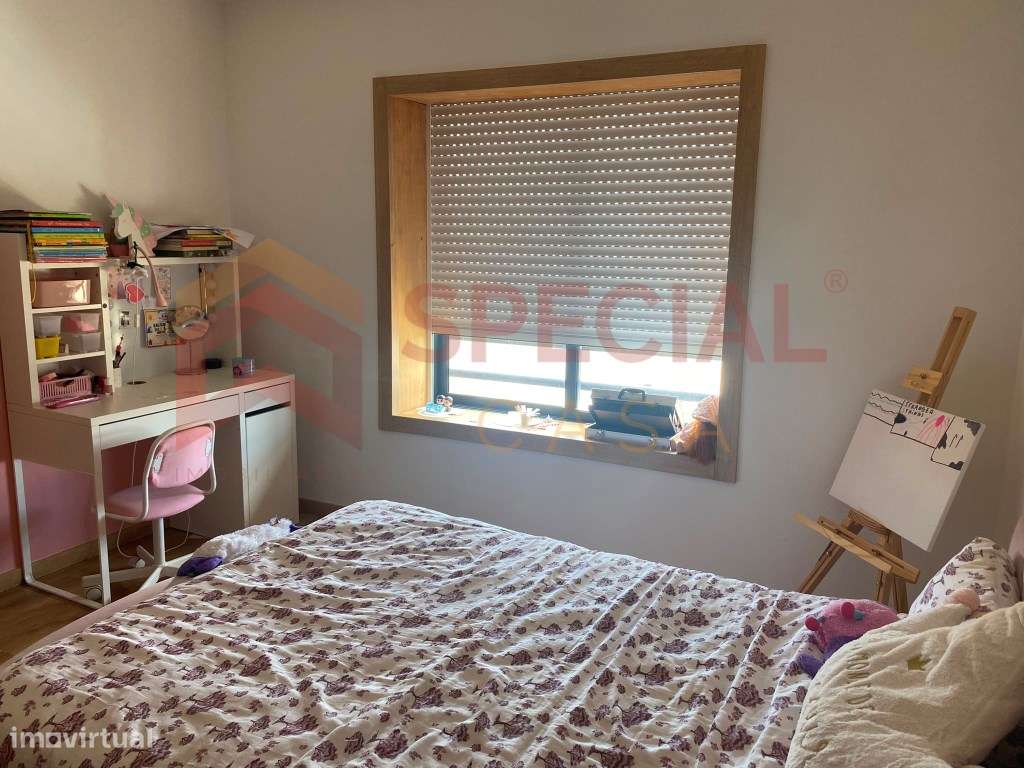 Apartamento T3+1 em Arcozelo-15