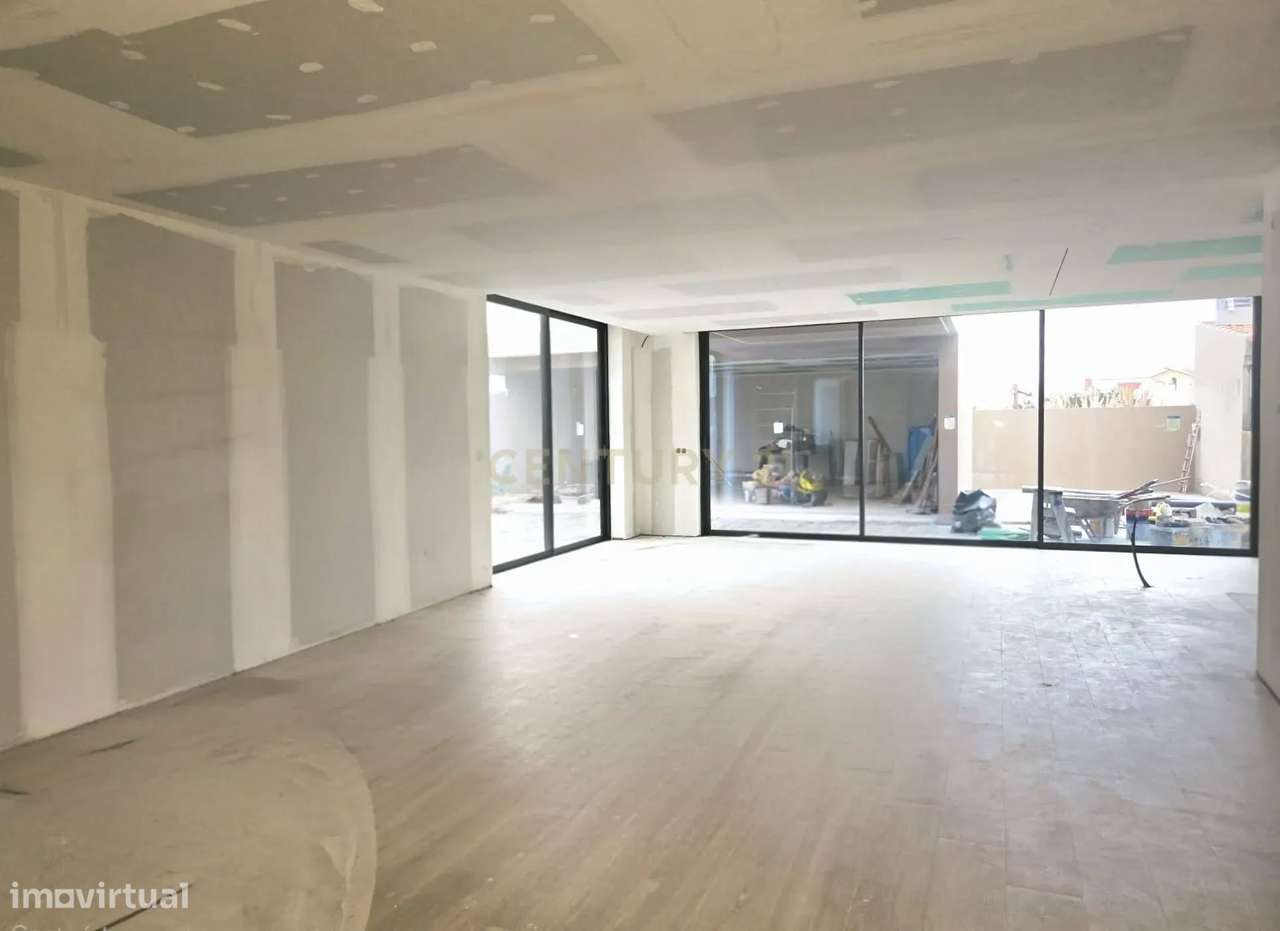 Moradia T4 com Piscina 3 - Em Construção – Centro da Póvoa de Varzim - Grande imagem: 5/36