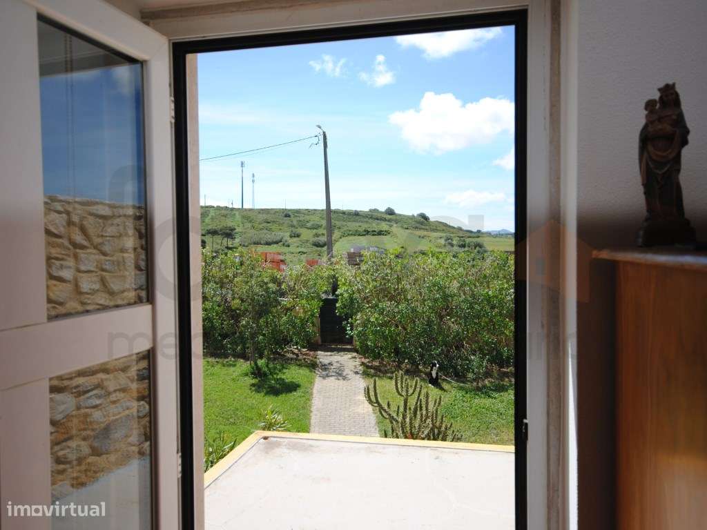 Moradia T5 em Lote Urbano de 5.135m2-39