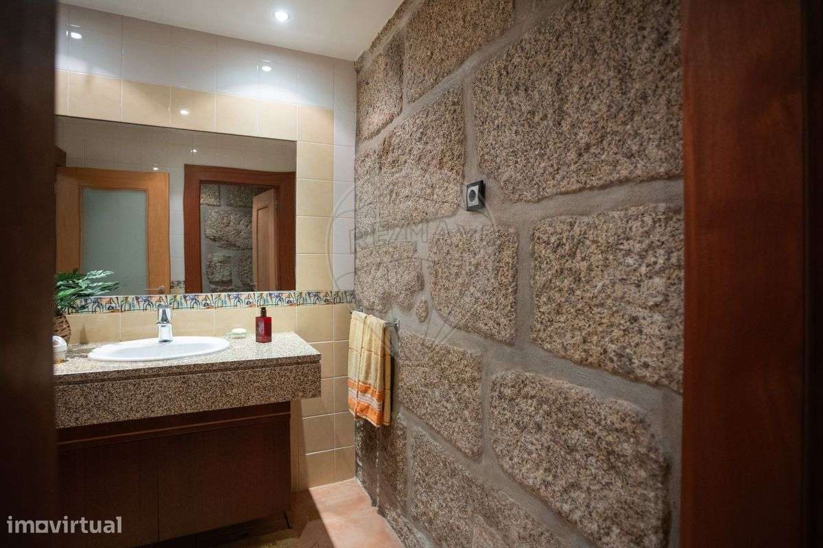 Moradia T7 para venda-31