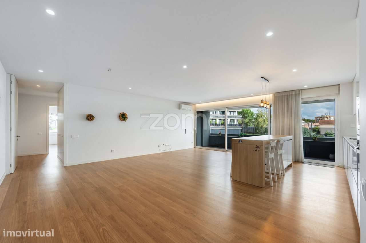 Apartamento T3 Semi-Novo em Calendário-5