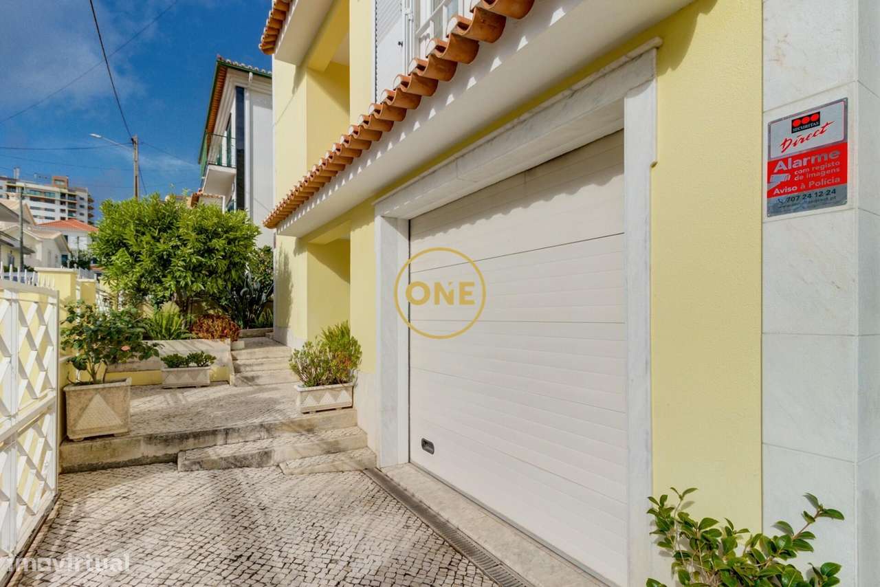 Moradia T4 com Jardim e Garagem na Ramada, Odivelas-47