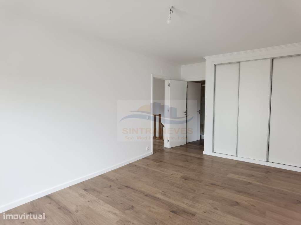 Moradia T3 na Ericeira com vista Mar-21