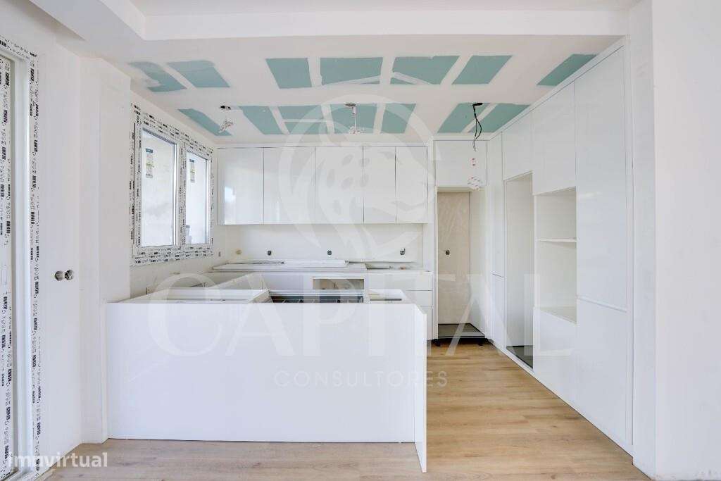 Moradia V3 Isolada com Piscina – Nova – Abrunheira-33