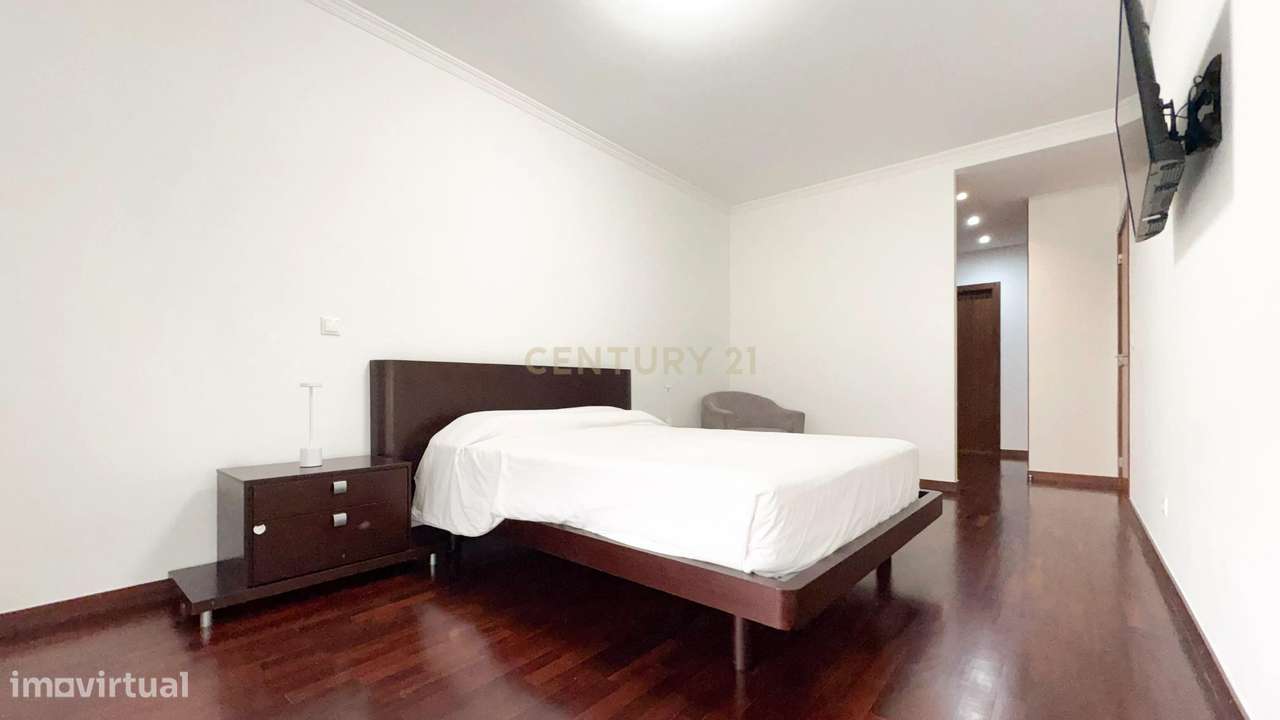 Apartamento T2 em Funchal (São Pedro) com Vista Mar-15