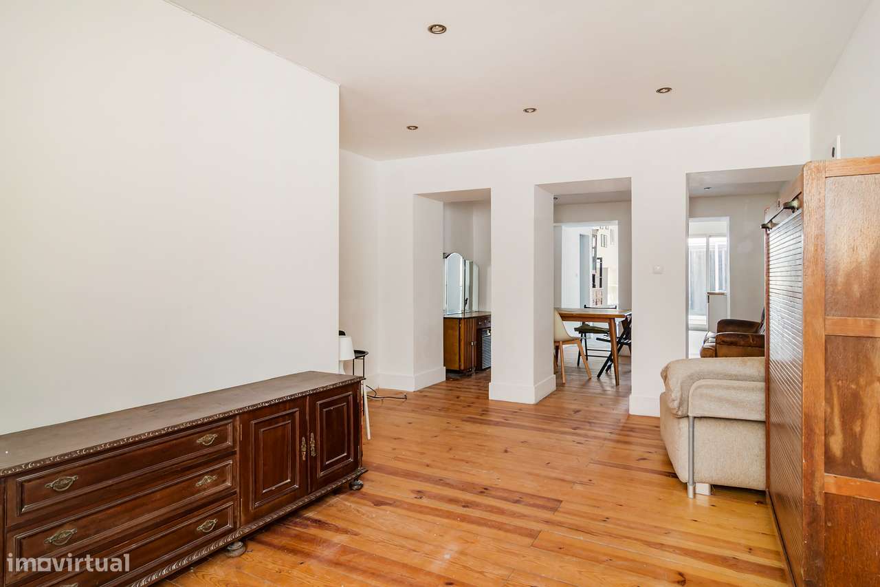 Moradia Geminada T4, Lisboa - Grande imagem: 2/19