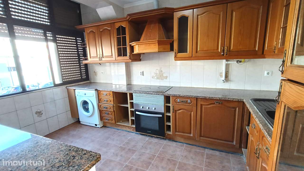 3 Assoalhadas | 3 frentes, boa localização - Grande imagem: 3/20