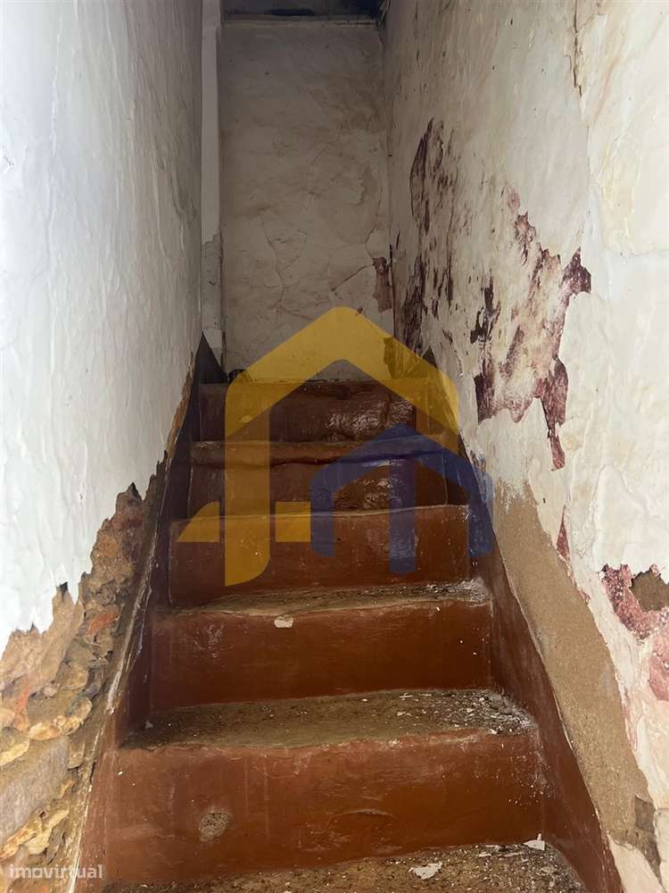 Casa de aldeia com espaço exterior em Bencatel - Grande imagem: 2/22