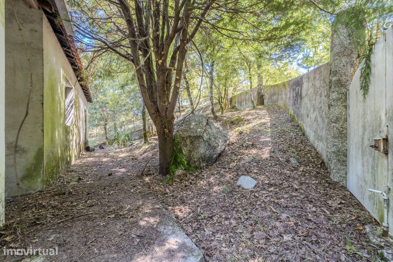 Moradia em Chamoim próxima ao Geres-7