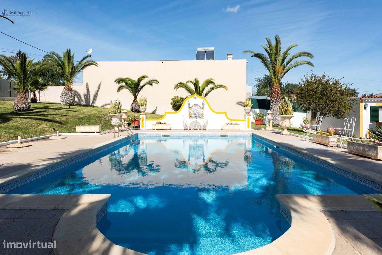 Encanto Algarvio – Moradia Térrea Isolada com Piscina e Jardim-37