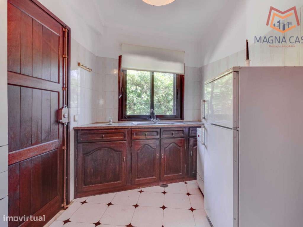 Moradia com Piscina e Jardim em Colares, Sintra-16