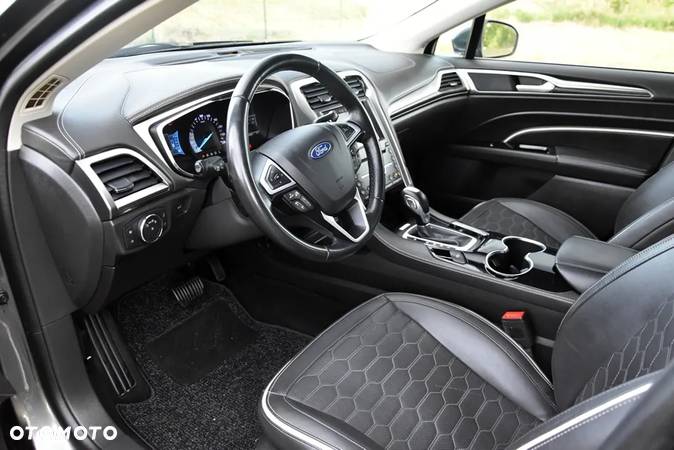 Ford Mondeo Turnier 2.0 Ti-VCT Hybrid VIGNALE - 16