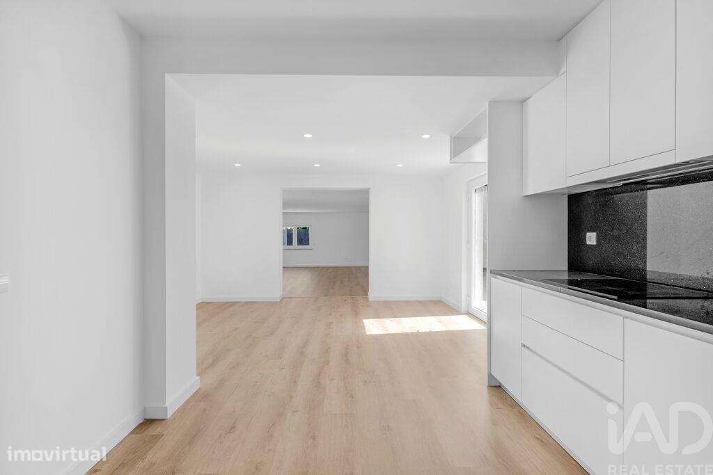 Casa / Villa T4 em Atouguia da Baleia de 295,00 m2 - Grande imagem: 4/22