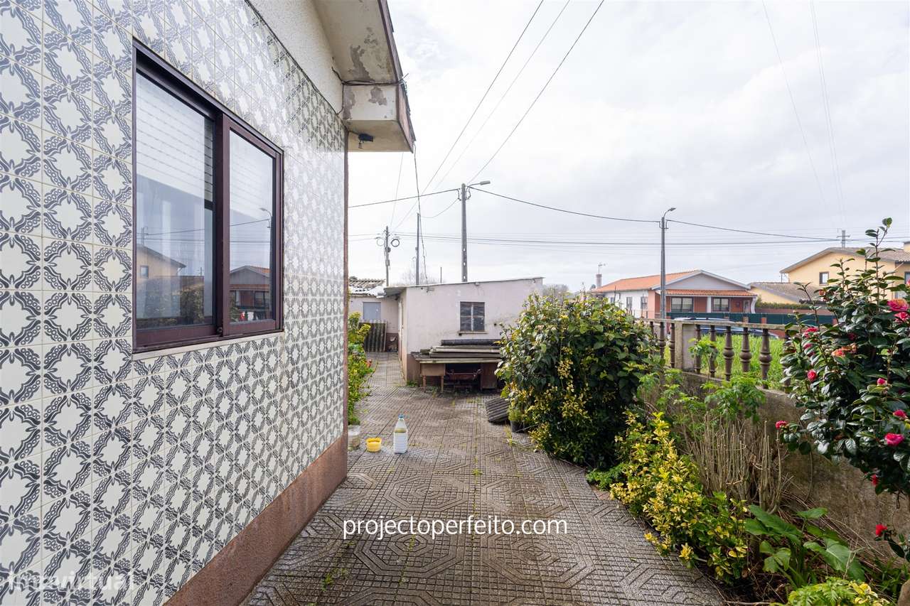 Moradia Isolada T3 Venda em Paramos,Espinho - Grande imagem: 4/16