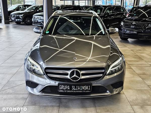 Mercedes-Benz Klasa C 220 d 4Matic T 9G-TRONIC Avantgarde - 13