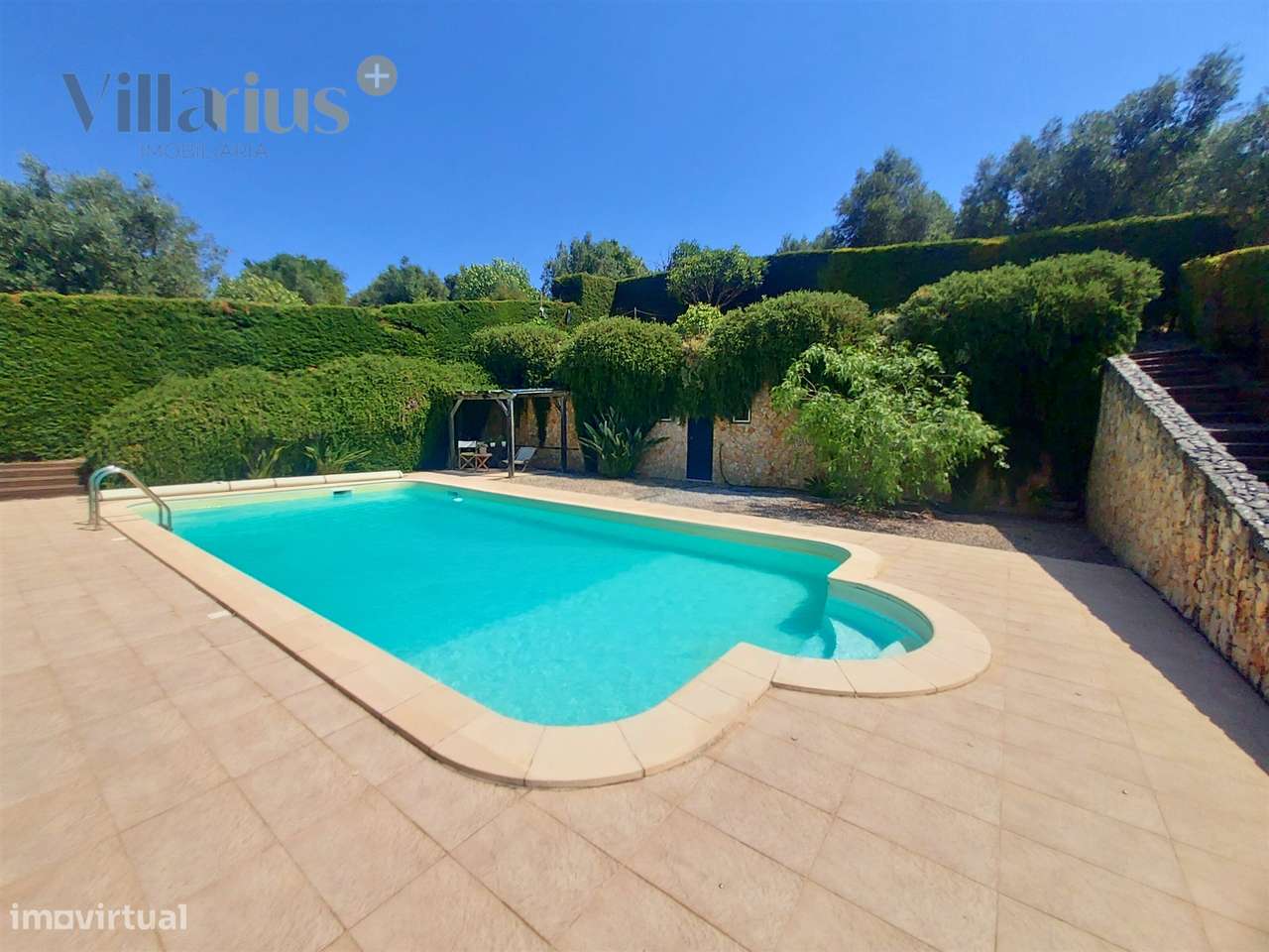 Moradia T5 de Luxo com Piscina e Vista para o Convento de Cristo – Tom-9