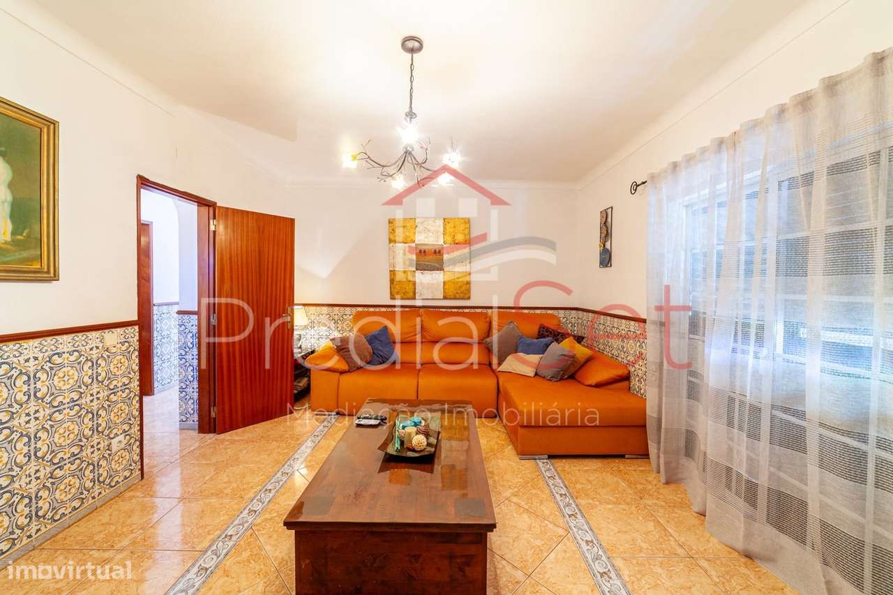 Moradia T4 em Quintinha - Palmela-51