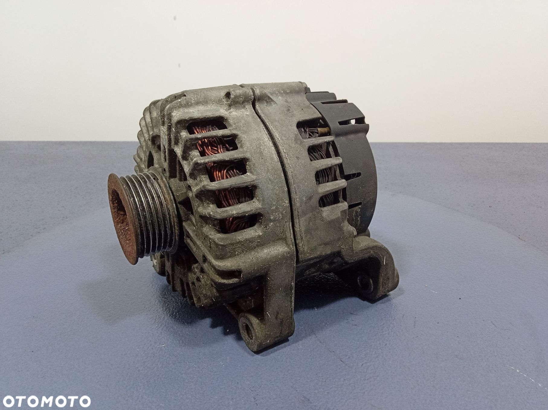 BMW 5 F10 F11 3.0d N57 ALTERNATOR 220A 8515754 - 2