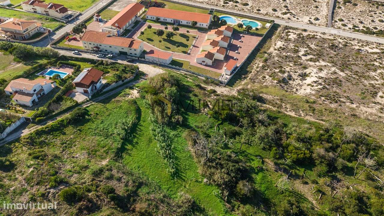 Terreno para construção, com vistas de mar na Murtinheira-11