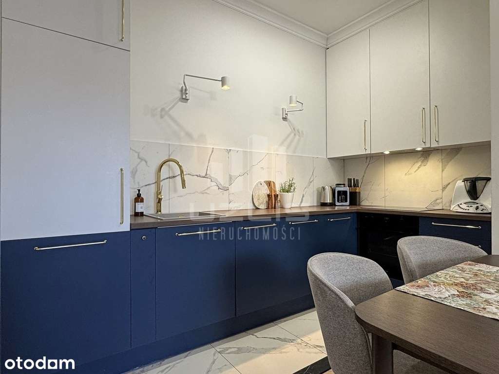 Okazałe mieszkanie w centrum z prywatnym ogrodem-6