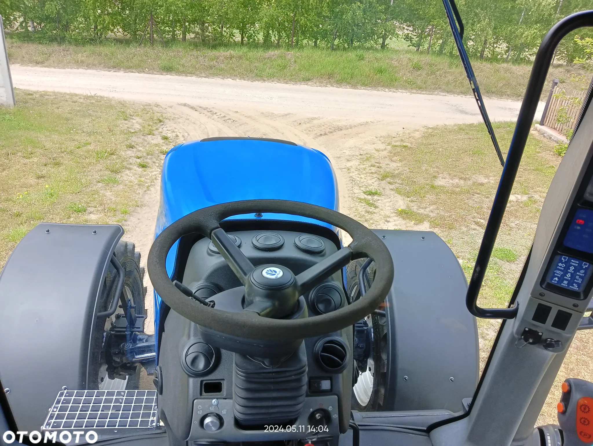 New Holland T8010 - 23