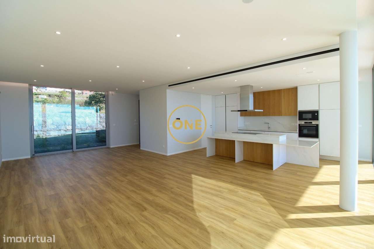 Moradia T4 - Grande imagem: 4/60