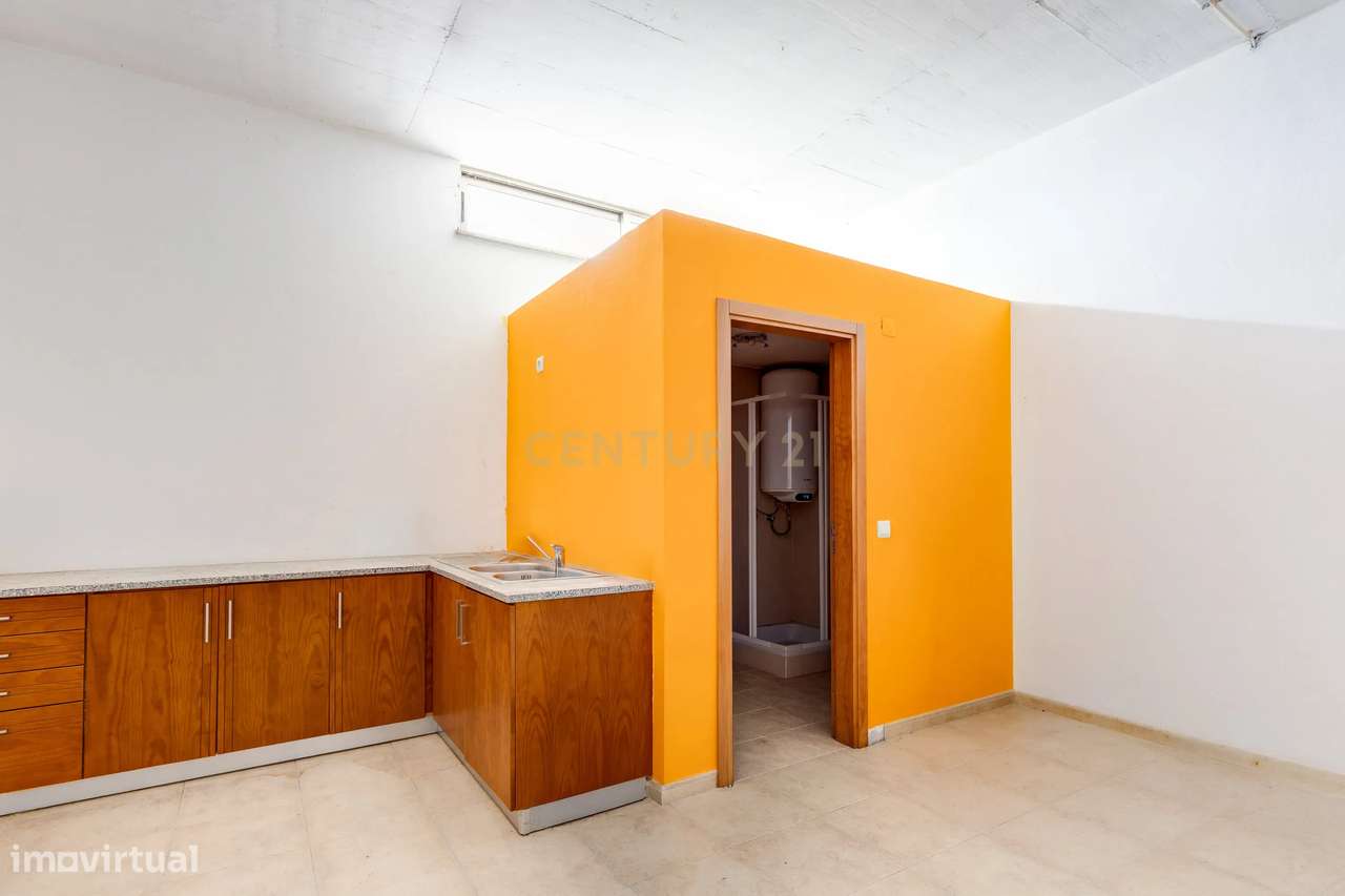 Apartamento T3 de Excelência com Terraço, Garagem Box, no Louriçal - P-22