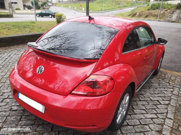 VW New Beetle - 2