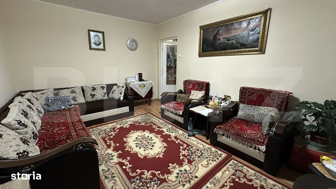 Apartament semidecomandat cu 2 camere, zona Velenta - Imagine principală: 2/8