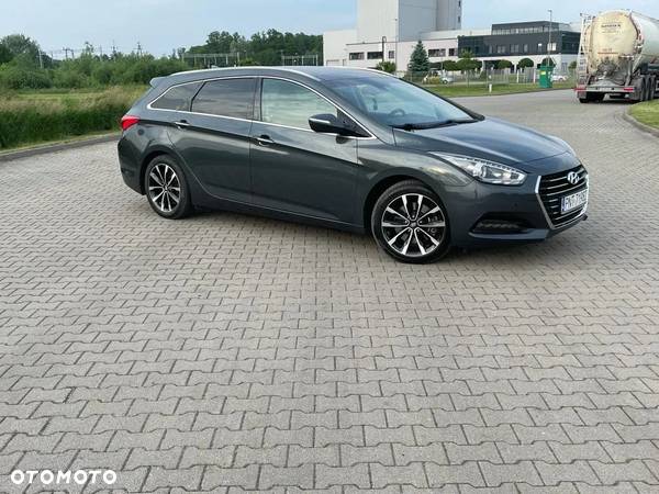 Hyundai i40 Kombi 1.7 CRDi DCT Premium - 5