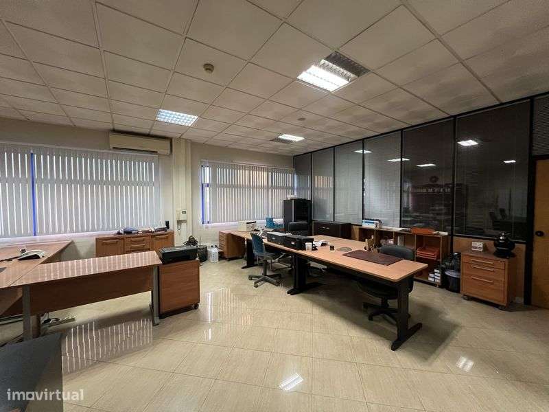 Escritório para arrendamento - Grande imagem: 4/7