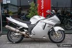 Honda CBR 1100 XX - 3