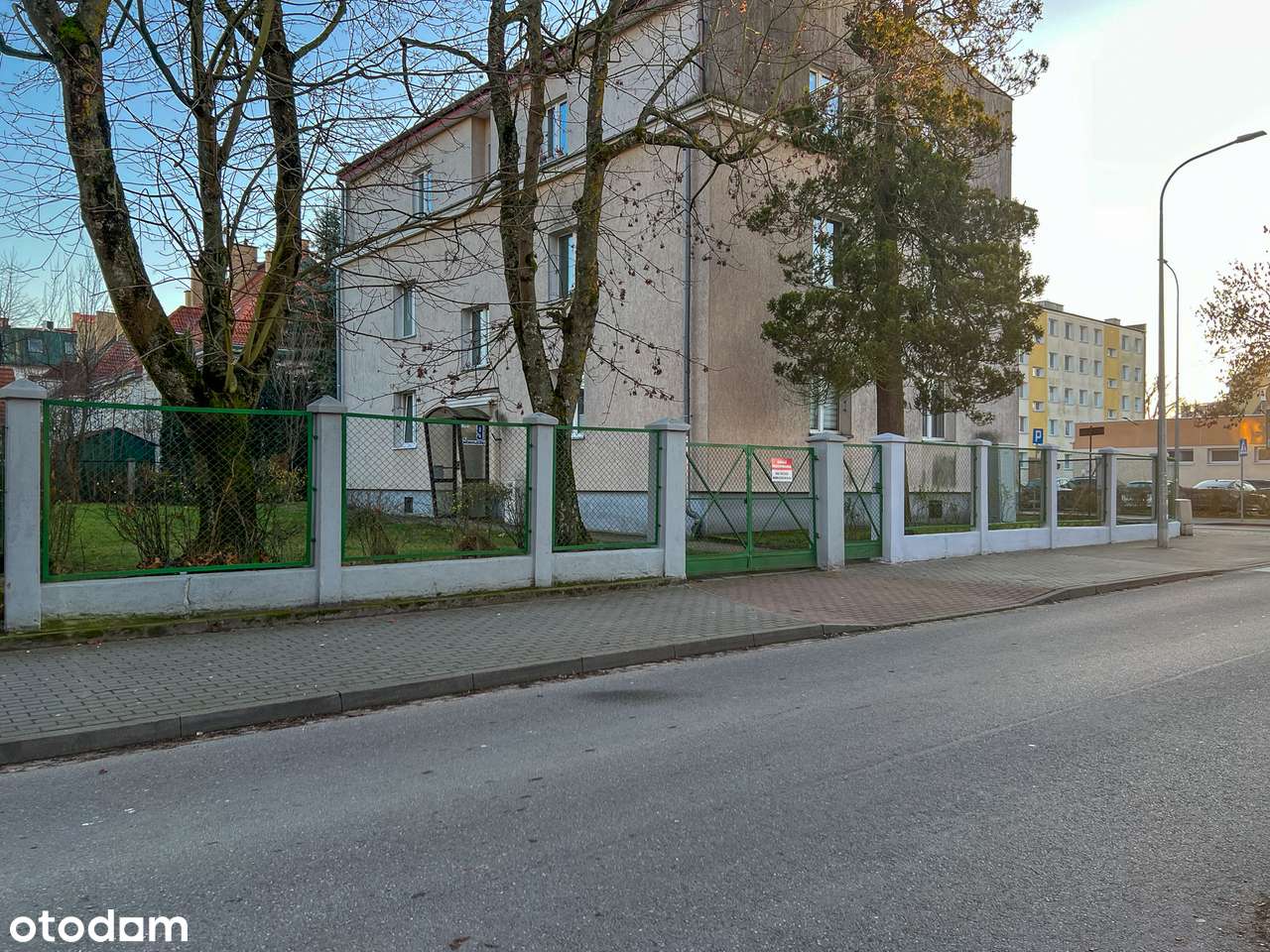 Prezentujemy  słoneczne 2 pok. mieszkanie na I piętrze do aranżacji !-13