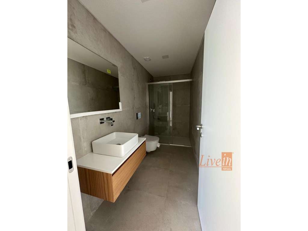 Moradia T3 de Luxo com Vista de Mar em Ribamar-21